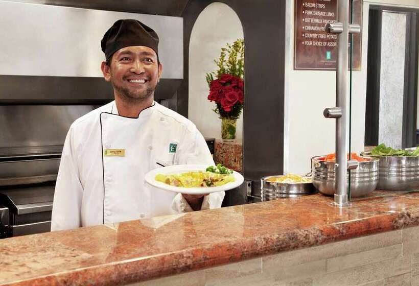 בית מלון כפרי Embassy Suites By Hilton Lompoc Central Coast