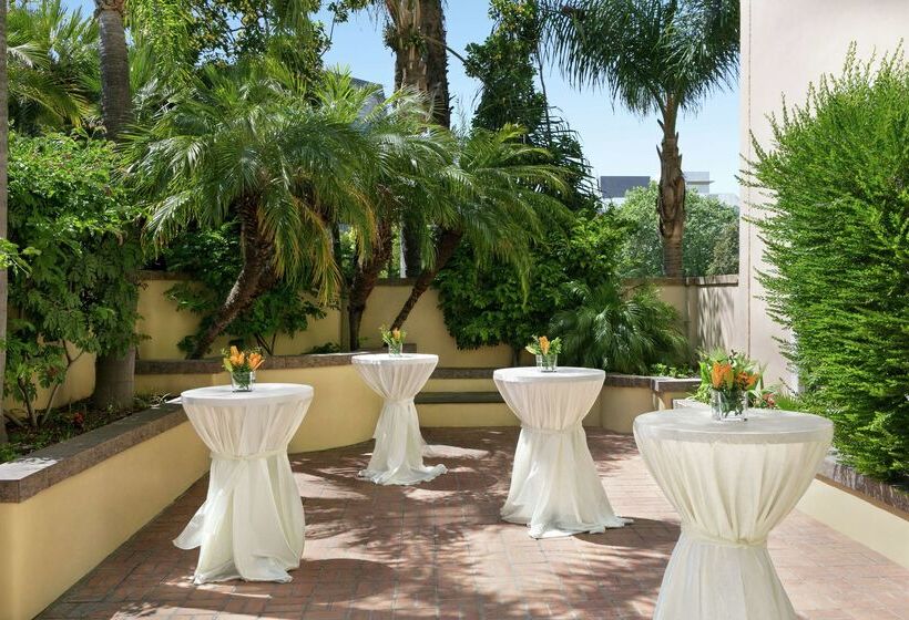 בית מלון כפרי Embassy Suites By Hilton Los Angeles Downey