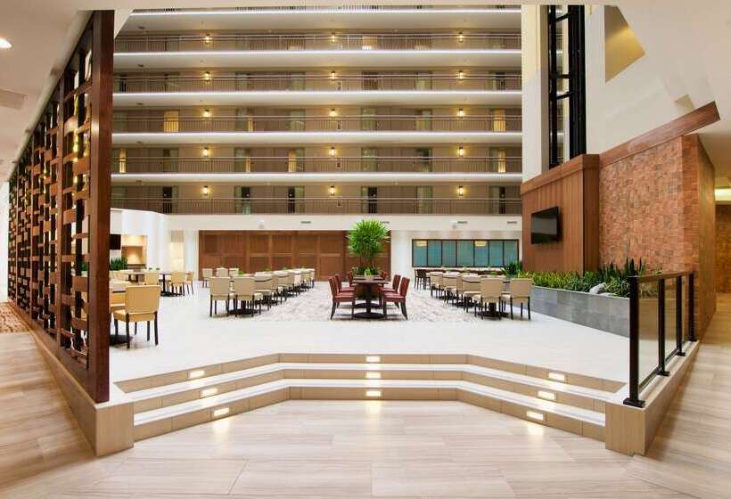 فندق Embassy Suites By Hilton Portland Tigard