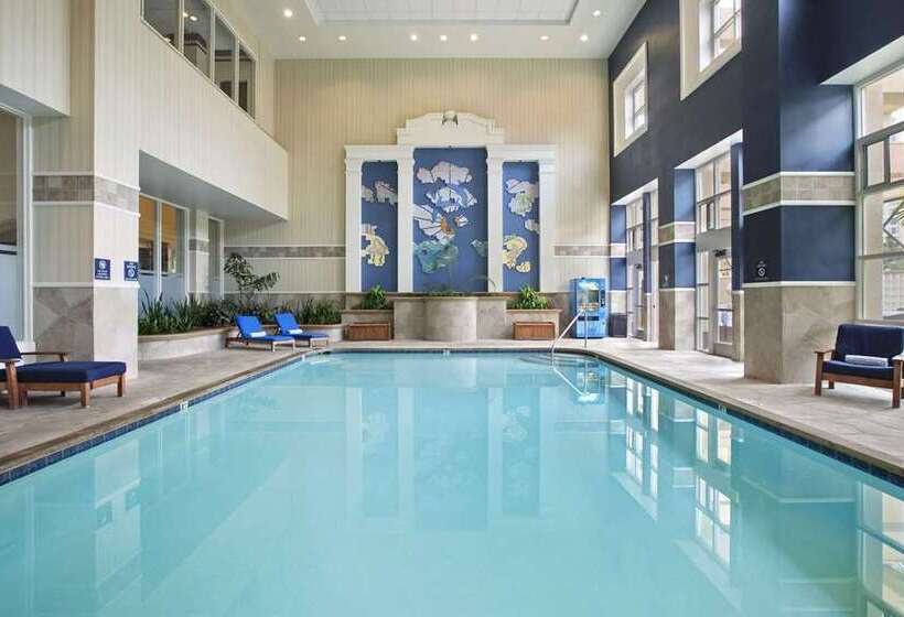 هتل Embassy Suites By Hilton San Diego Bay Downtown