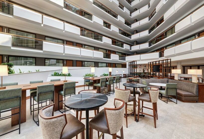 酒店 Embassy Suites By Hilton Tysons Corner