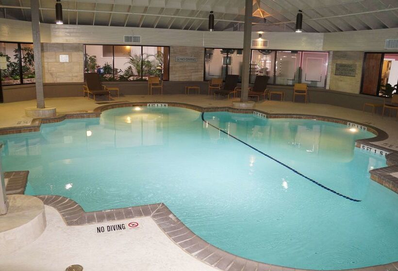 هتل Embassy Suites Corpus Christi