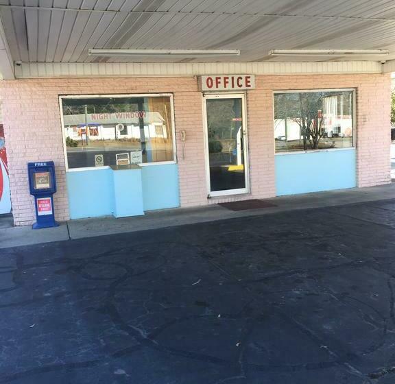 فندق Executive Inn Marianna