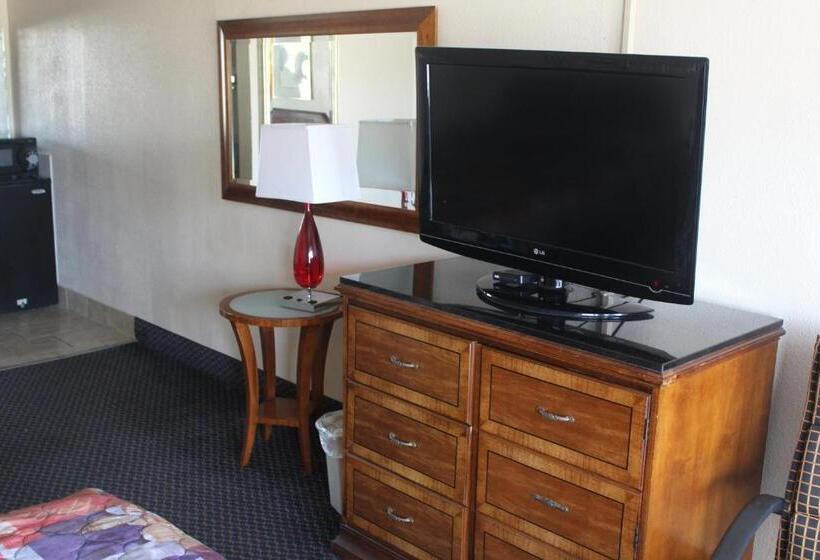 Отель Express Inn