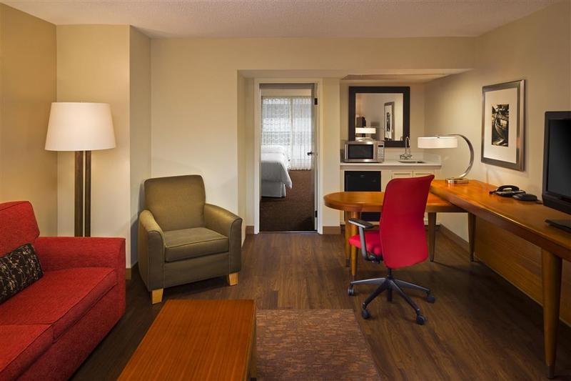 בית מלון כפרי Four Points By Sheraton Suites Tampa Airport Westshore
