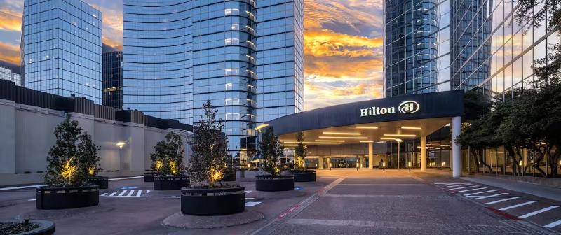 هتل Hilton Dallas Lincoln Centre