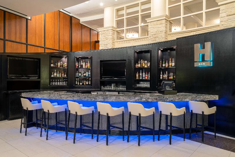 هتل Hilton Dallas Lincoln Centre