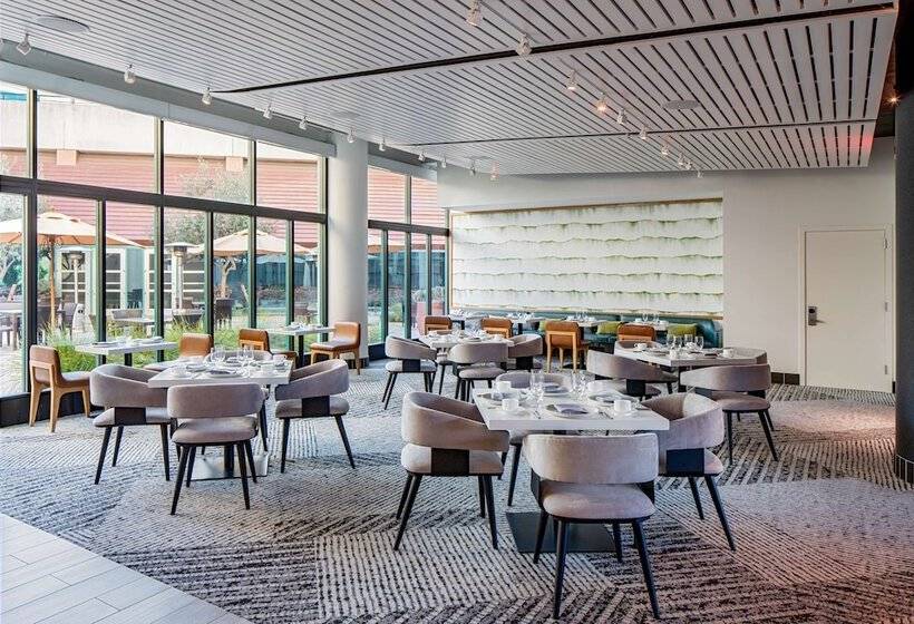هتل Hyatt Regency Santa Clara