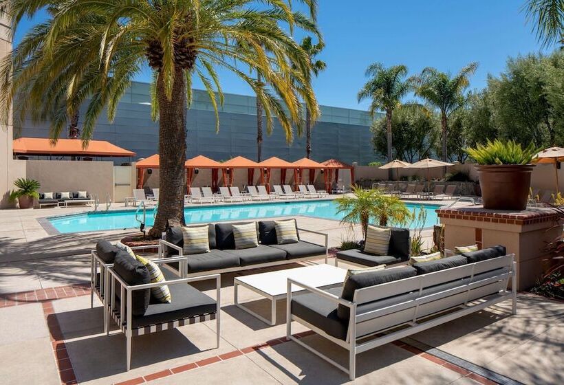 هتل Hyatt Regency Santa Clara