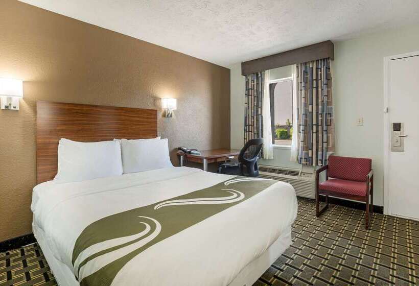 هتل Quality Inn