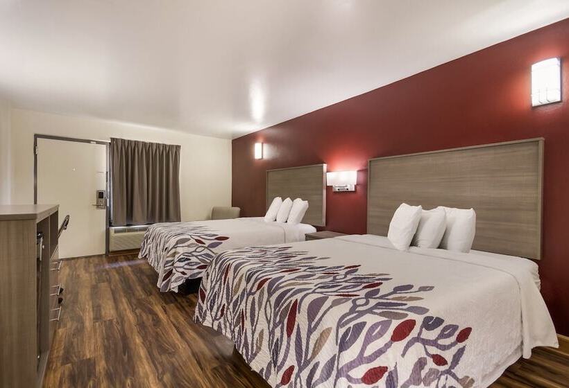 בית מלון כפרי Red Roof Inn Crestview