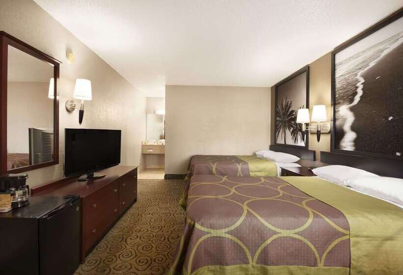 فندق Super 8 By Wyndham Ormond Beach