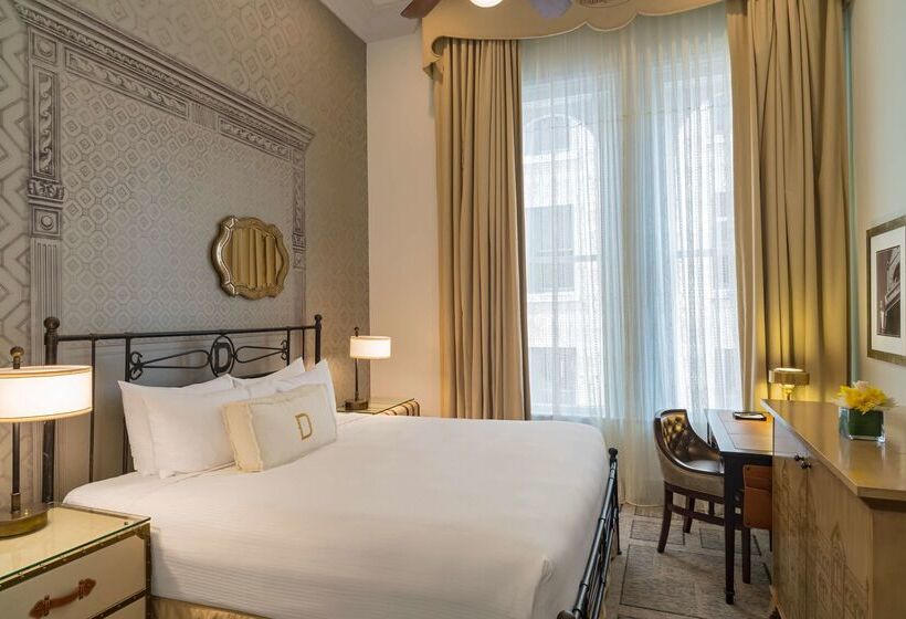 هتل The Driskill