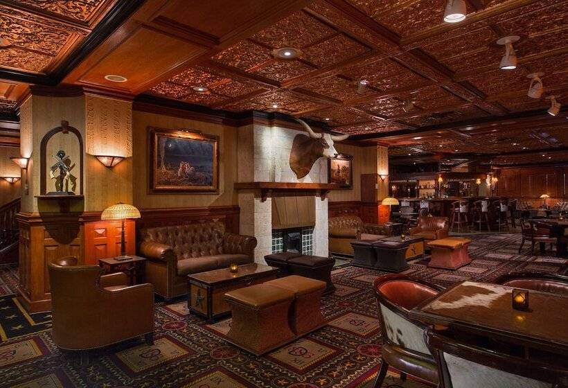 هتل The Driskill