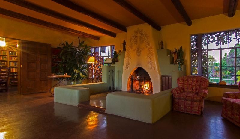 Hacienda Del Sol Guest Ranch Resort