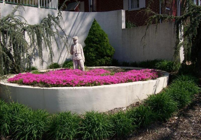 فندق 1863 Inn Of Gettysburg