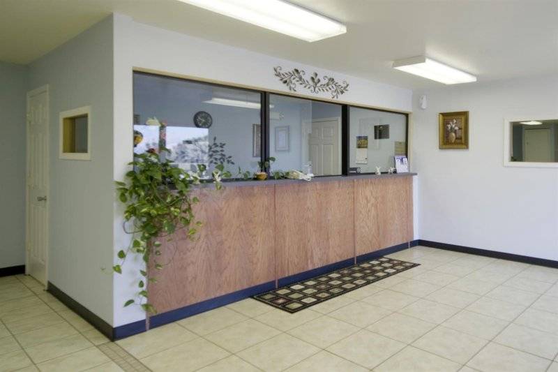 בית מלון כפרי Americas Best Value Inn Muskogee