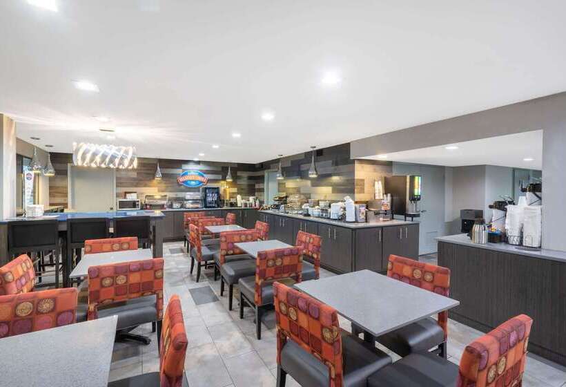 فندق Baymont By Wyndham Murfreesboro