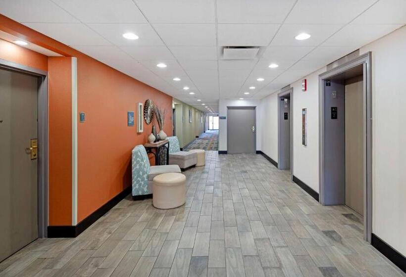 فندق Best Western Plus Chicagoland  Countryside