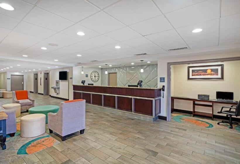 فندق Best Western Plus Chicagoland  Countryside