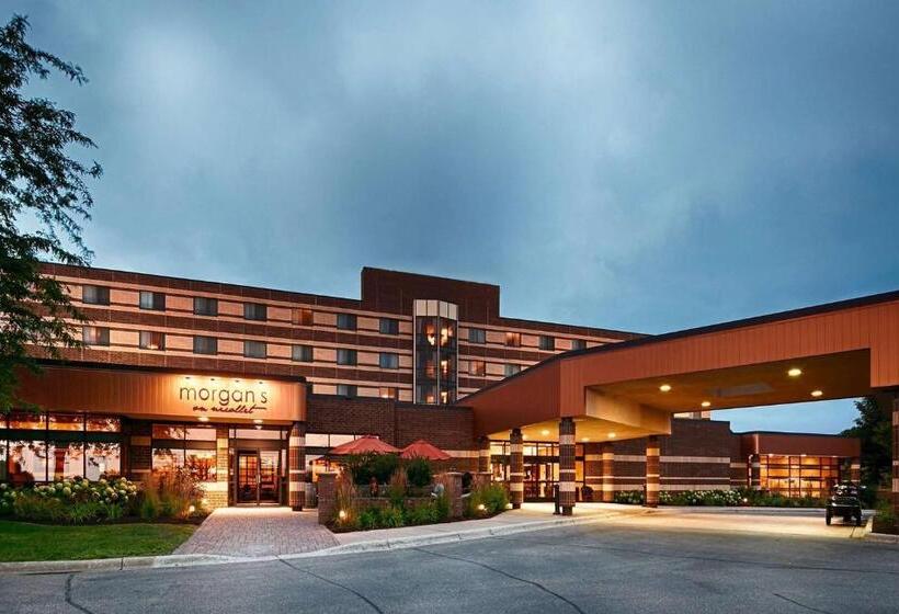 בית מלון כפרי Wyndham Minneapolis South Burnsville