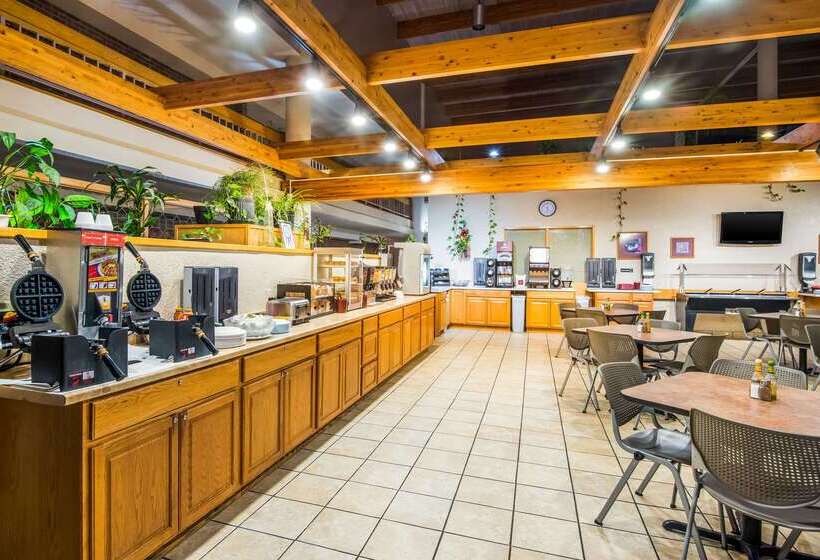 Отель Clarion Inn Grand Junction