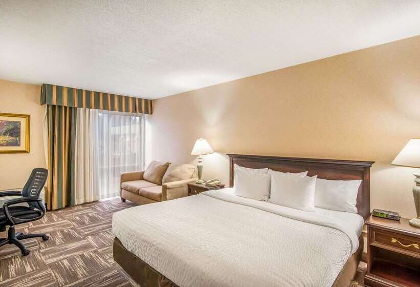 Отель Clarion Inn Grand Junction