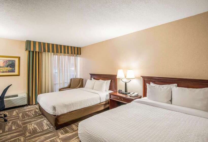 Отель Clarion Inn Grand Junction