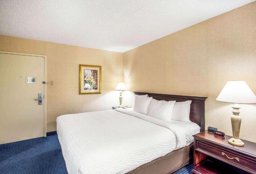 Отель Clarion Inn Grand Junction