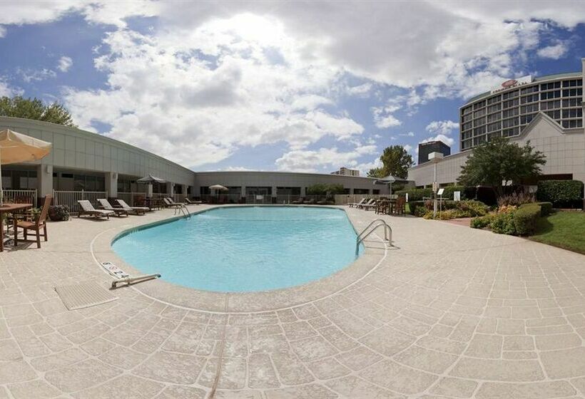 هتل Radisson Oklahoma City Northwest