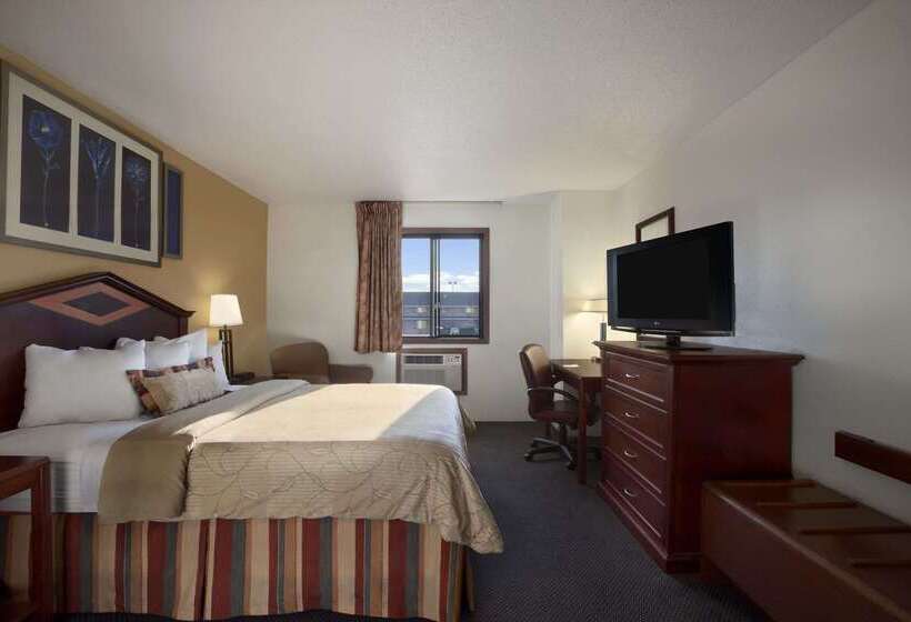 هتل Days Inn By Wyndham Austin