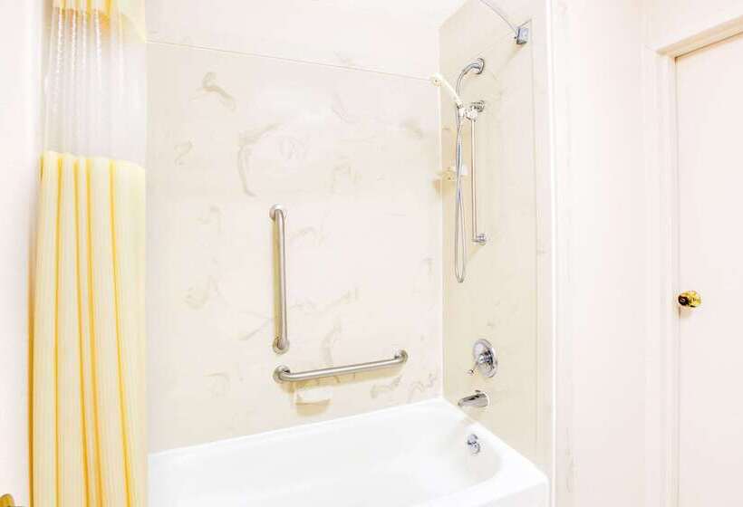 فندق Days Inn By Wyndham Greenville Ms