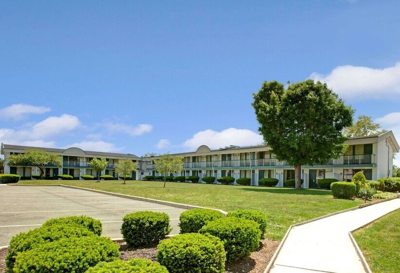 酒店 Days Inn By Wyndham Parsippany