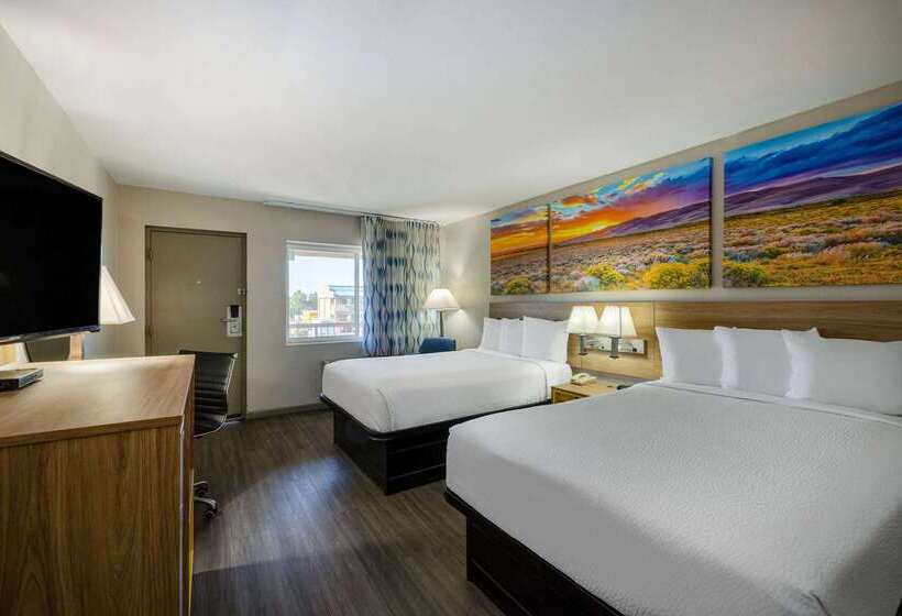 هتل Days Inn By Wyndham Roswell