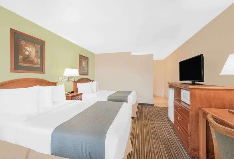 هتل Days Inn By Wyndham Roswell