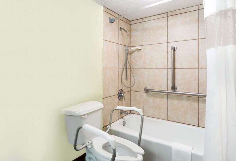 ホテル Days Inn By Wyndham Washington