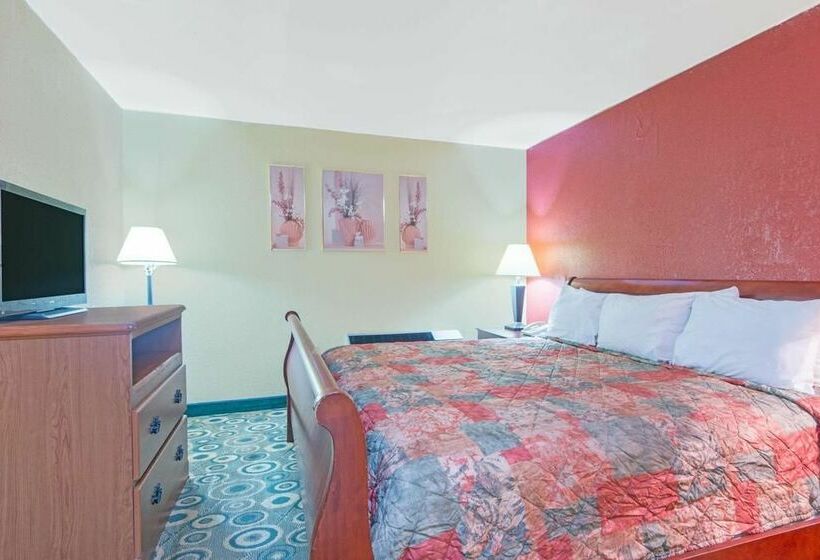 בית מלון כפרי Days Inn By Wyndham Opelika