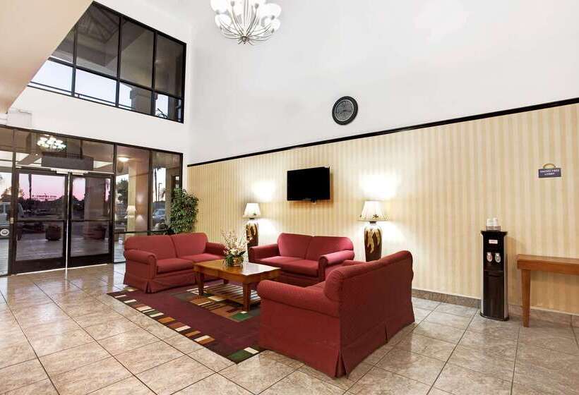 فندق Days Inn & Suites By Wyndham Artesia