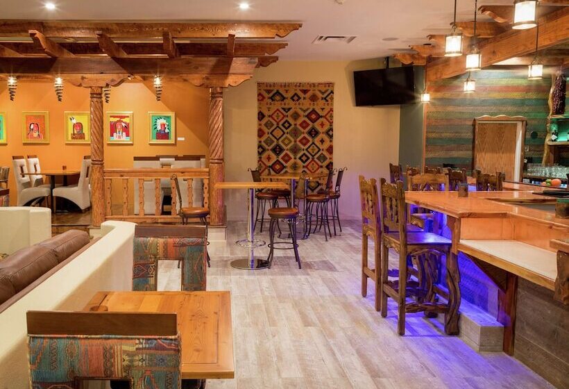 هتل Don Fernando De Taos, Tapestry Collection By Hilton