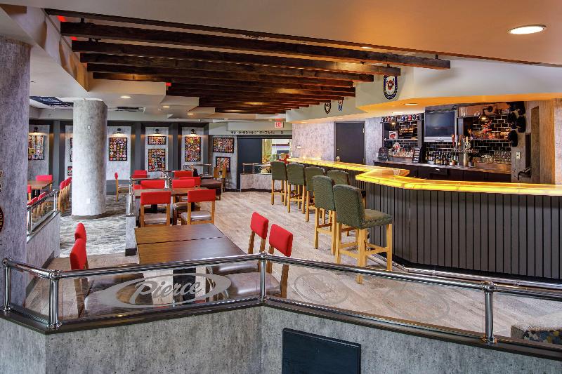 هتل Doubletree By Hilton Appleton