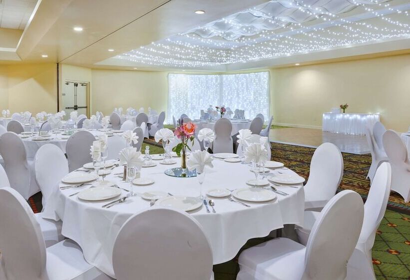 בית מלון כפרי Doubletree By Hilton Holland