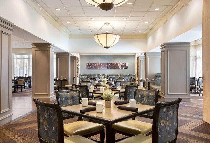 Doubletree By Hilton Houston Medical Center Hotel & Suites