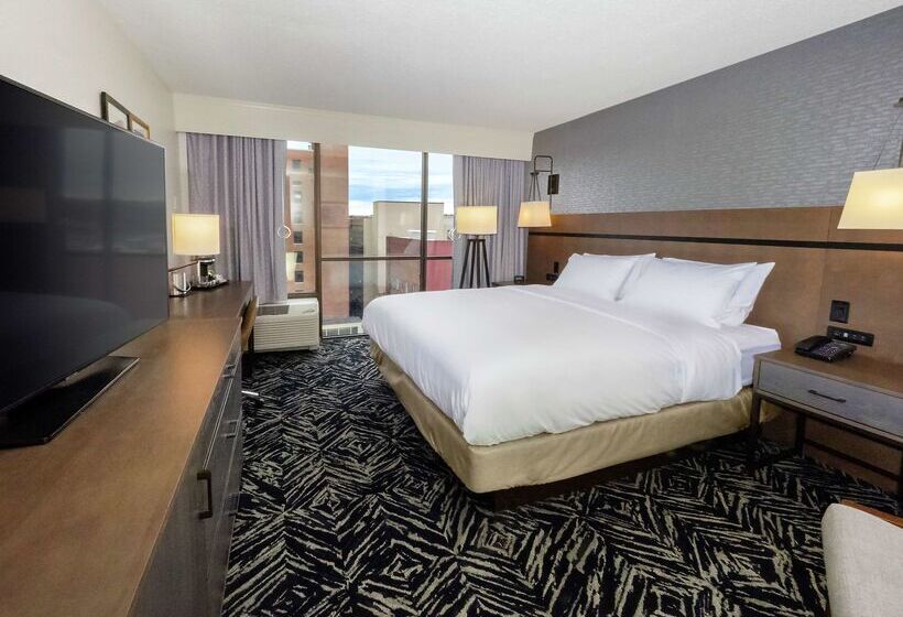 فندق Doubletree By Hilton Jamestown