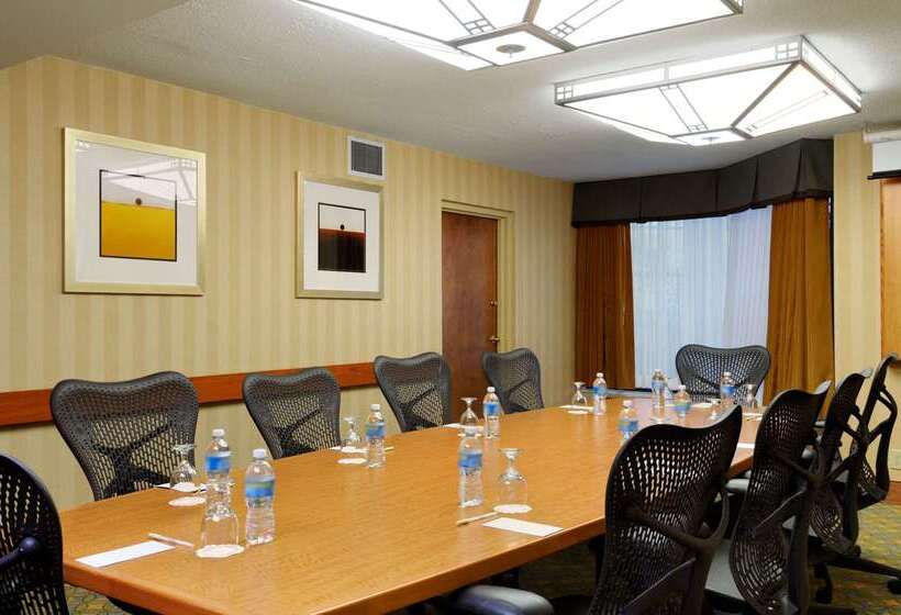 فندق Doubletree By Hilton Murfreesboro