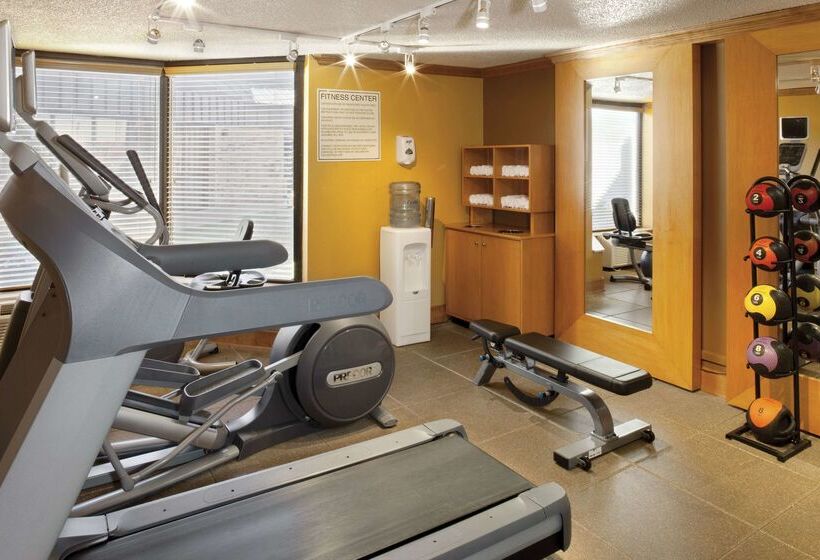 فندق Doubletree By Hilton Murfreesboro