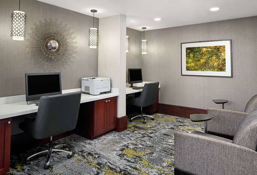 호텔 Doubletree Suites By Hilton Charlotte Southpark