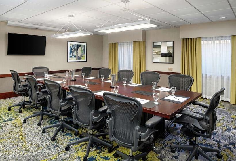 호텔 Doubletree Suites By Hilton Charlotte Southpark