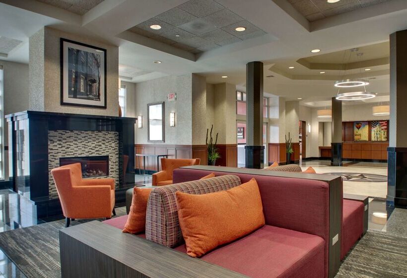 호텔 Drury Inn & Suites Findlay