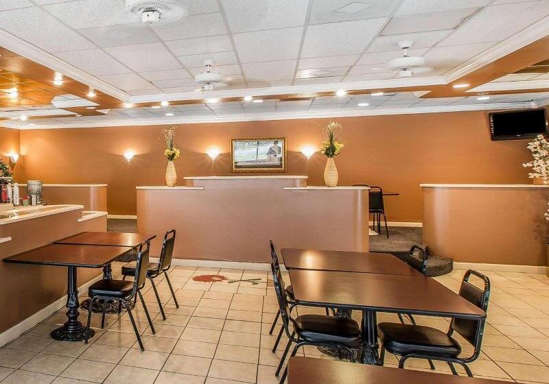 호텔 Econo Lodge