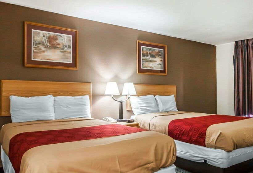 בית מלון כפרי Econo Lodge Inn And Suites   Jackson